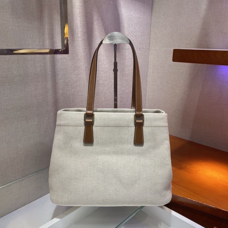 Pra*a tote bags